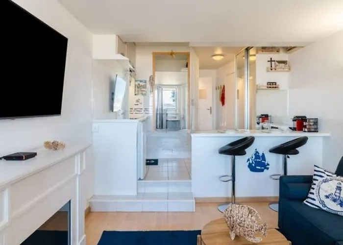 Apartman Cozy With Sea View In *